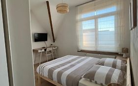 Jolie Maison De Coron